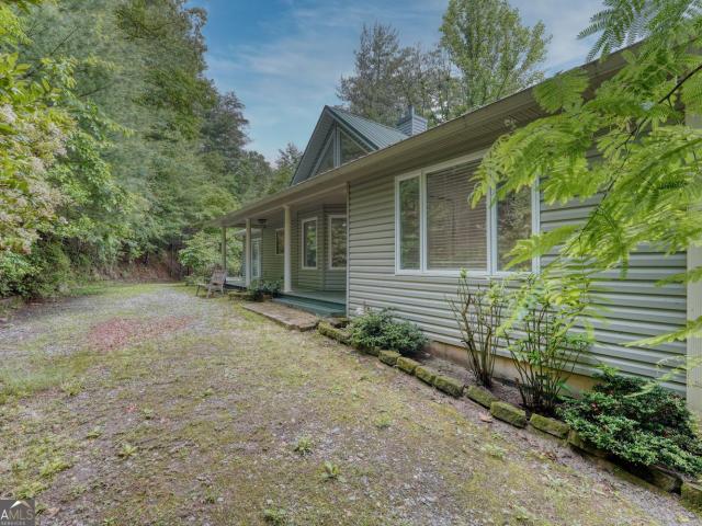61 Amelia Lane