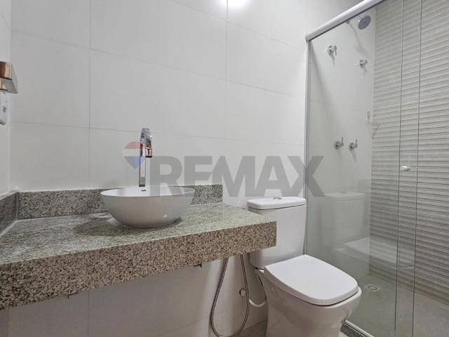 61 Área Útil Apartamento Alugar, 3 Dormitórios localizado em Avenida Saturnino Rangel Mauro, 2980, Itaparica, Vila Velha, Espírito Santo, 29102036 | Brasil