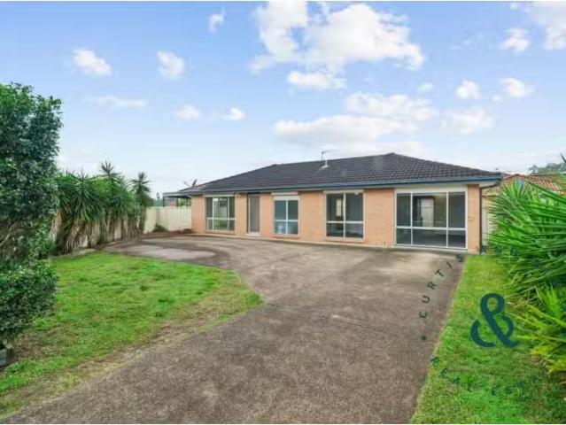 61 Benjamin Lee Dr, Raymond Terrace House for rent Listed by.