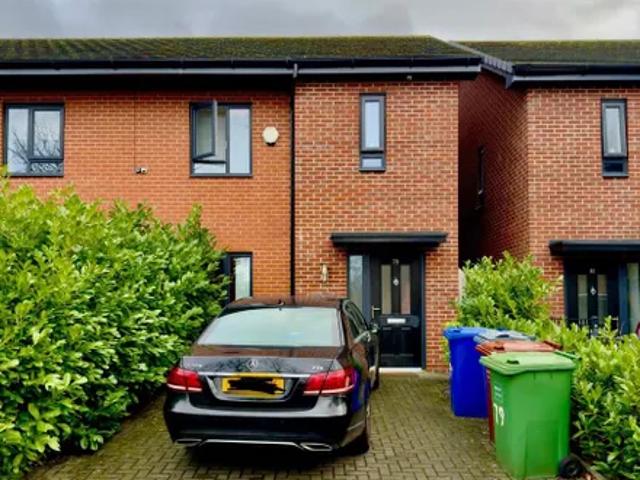 61 Bratton Drive, Manchester, M19 3GW, United Kingdom | 3 bed house for rent #140655395 | Rentberry