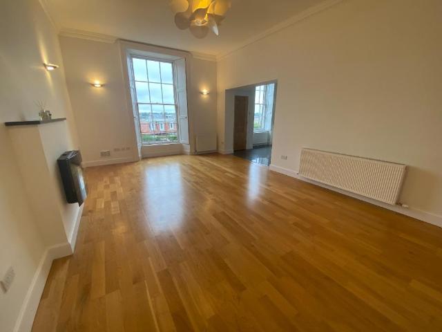 61 East Claremont Street, City of Edinburgh, EH7 4HT, United Kingdom | 2 bed apartment for rent #139265224 | Rentberry