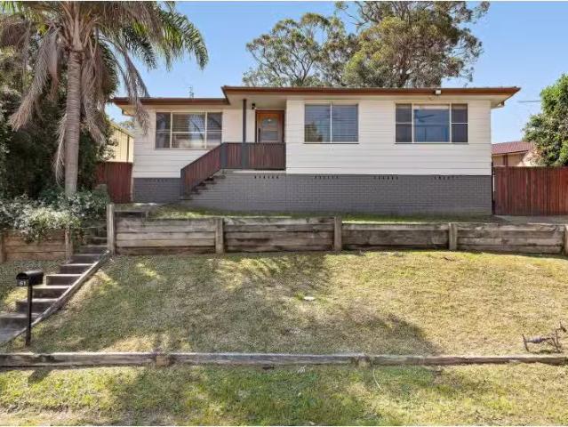 61 Enterprise Way, Woodrising House for rent Listed by Kaitly.