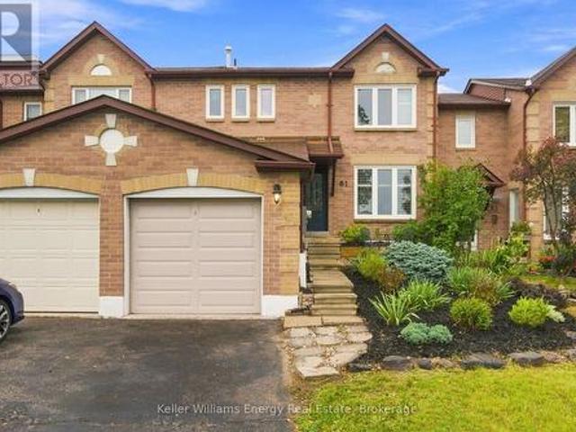 61 Fernbank Place, Whitby Pringle Creek, ON, L1R 1T1 house for sale | Listing ID E13823 | Royal LePage
