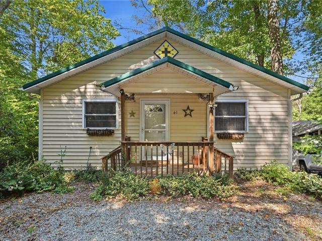 61 Fox Hill Loop