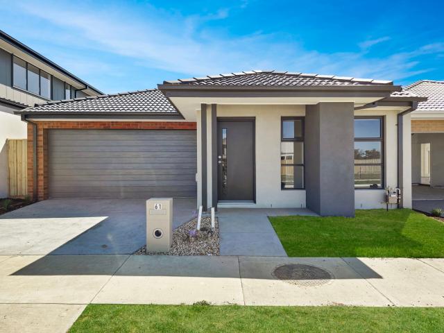 61 Gilroy Crescent