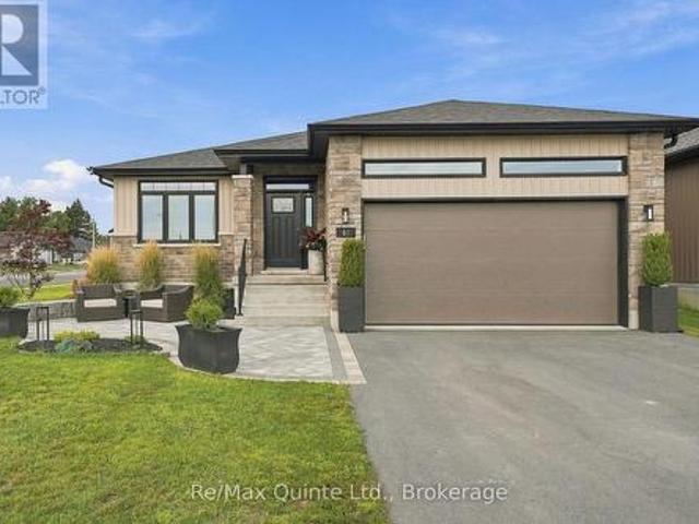 61 Hastings Park Drive, Belleville Ward, ON, K8P 0H7 house for sale | Listing ID X13817 | Royal LePage