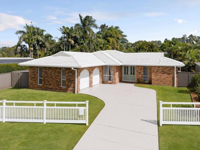61 hickey way carrara qld house for rent lj hooker