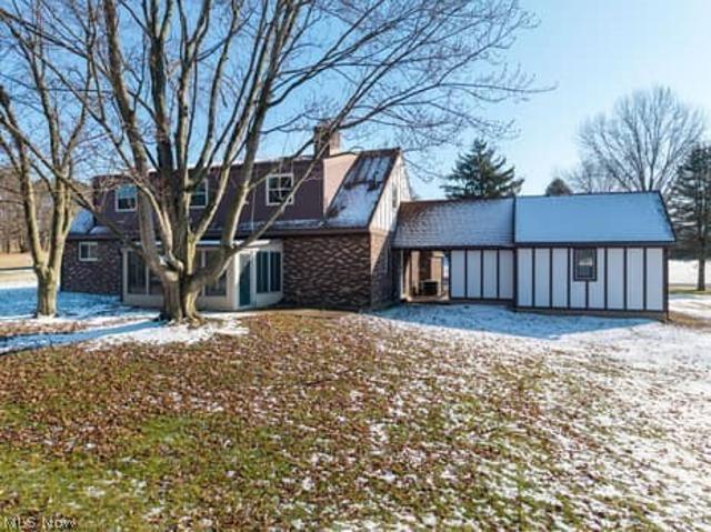 61 Hillside Drive