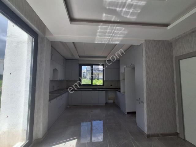 6+1 Kiralık Lüks 2 Katlı Dubleks Villa Dönümlüde