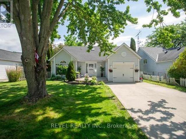 61 Leslie Avenue, Norfolk, ON, N0A 1N4 house for sale | Listing ID X13609 | Royal LePage