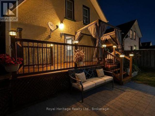 61 Lindsay Street N, Kawartha Lakes Lindsay, ON, K9V 1T6 house for sale | Listing ID X13809 | Royal LePage