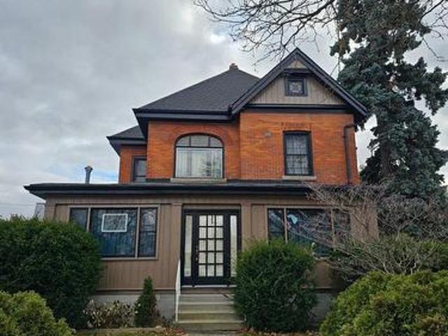 61 London Road, Chatham Kent Thamesville, ON, N0P 2K0 house for sale | Listing ID X12686 | Royal LePage