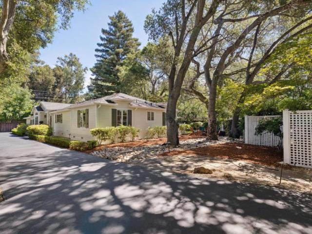 61 Lloyden Drive