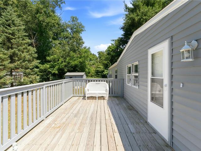 61 Oak Terrace