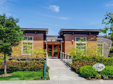 61 Pine Street # 216