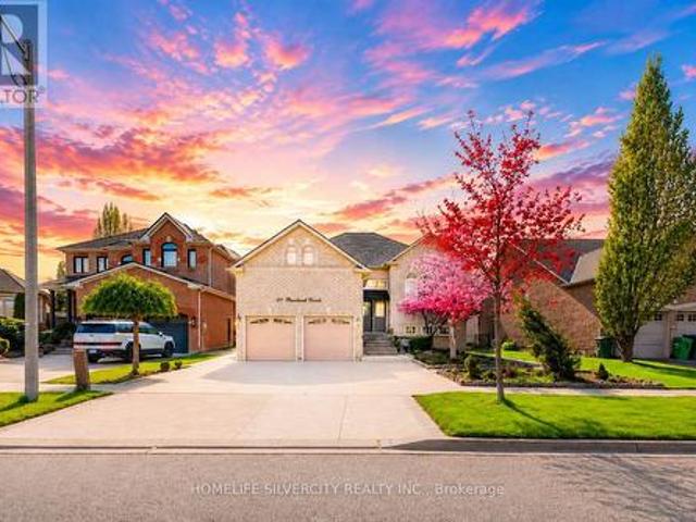 61 Pinebrook Circle, Caledon, ON, L7C 1C3 house for sale | Listing ID W13153 | Royal LePage
