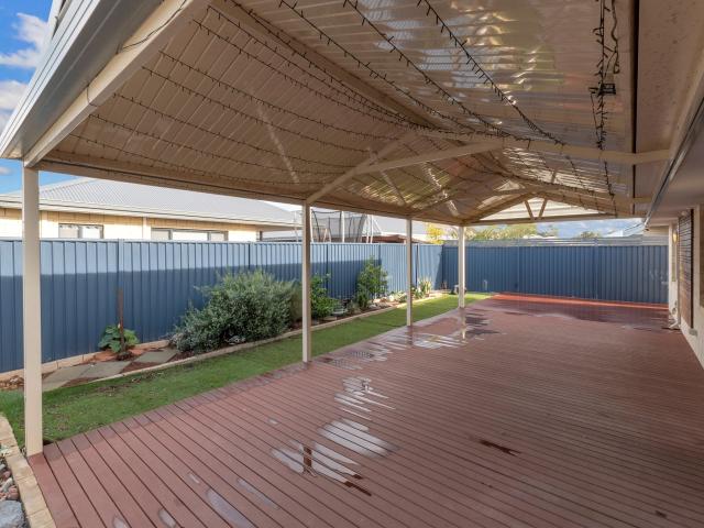 61 Pleasantview Parade Baldivis, WA 6171