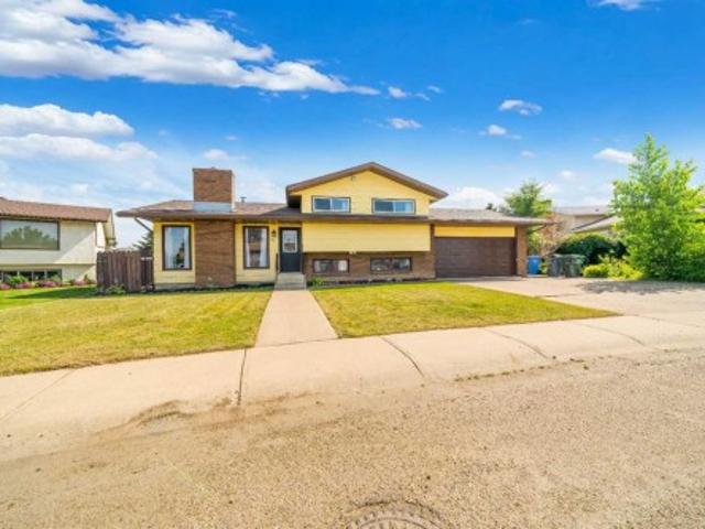 61 Rossmere Way Se, Medicine Hat, AB, T1B 2M7 house for sale | Listing ID A2334 | Royal LePage