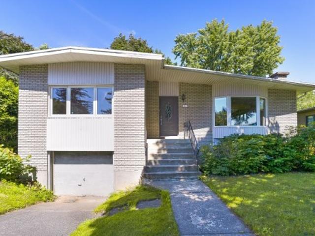 61 Rue Pendale, Longueuil Greenfield Park, QC, J4V 2V9 house for sale | Listing ID 23928 | Royal LePage