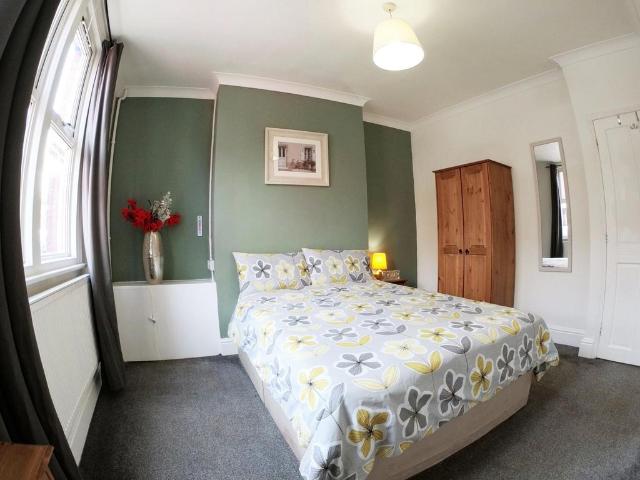 61 Scorer Street, Lincoln. 1 bed in a house share to rent £499 pcm £115 pw