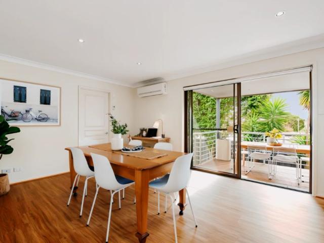 61 Scholey St, Sydney