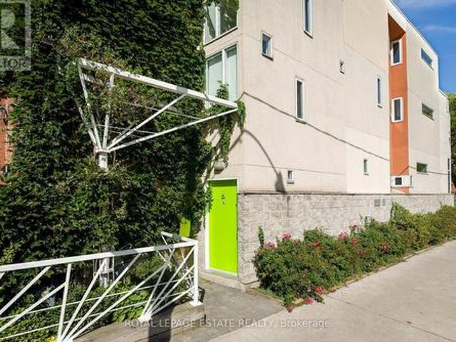 61 Seaton Street, Toronto, ON, M5A 2T2 house for sale | Listing ID C13822 | Royal LePage