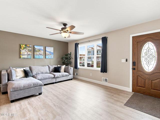 61 Sea Breeze Road