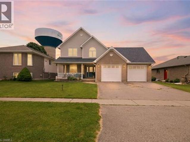 61 Sunnyside Drive, St. George, ON, N0E 1N0 house for sale | Listing ID 40851 | Royal LePage