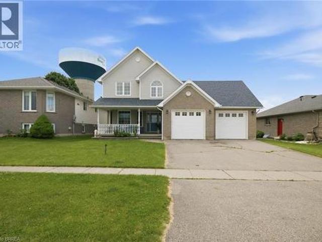 61 Sunnyside Drive, St. George, ON, N0E 1N0 house for sale | Listing ID 40866 | Royal LePage