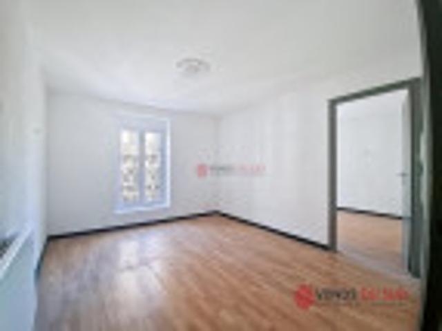 61m² habitables, 3 pièces à Beziers 500 € par mois