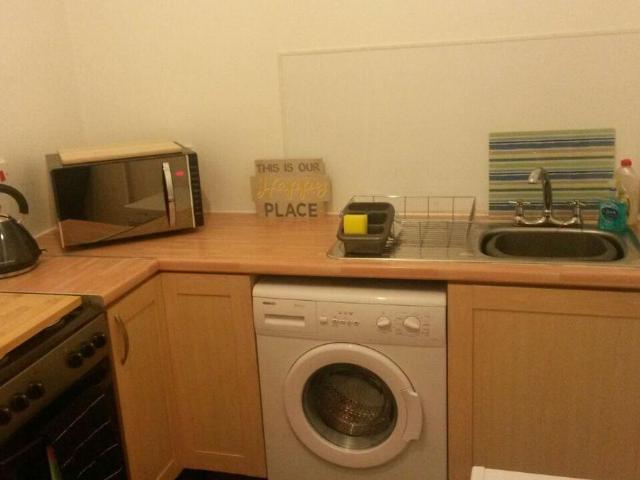 61A, Station Road, Law, Carluke ML8, 2 bed flat to rent, £595 pcm | PrimeLocation