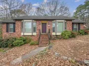 6204 WATERFORD PL, HOOVER, AL 35124
