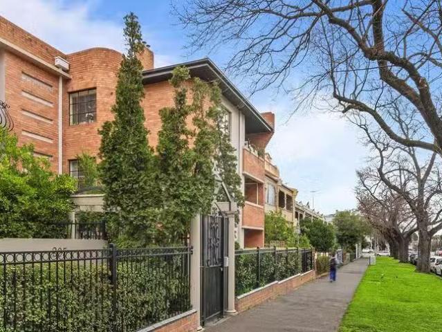 6/205 207 Flemington Road, North Melbourne, VIC 3051