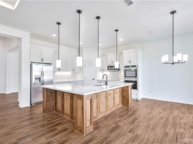 6209 Willow Wood Lane