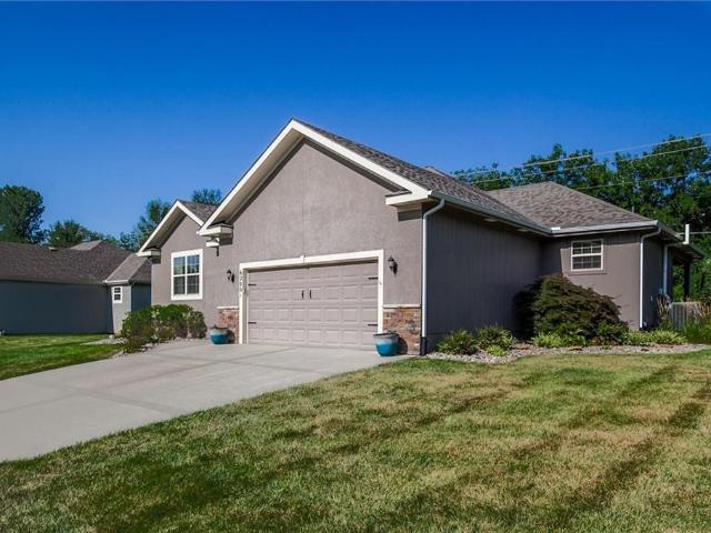 6200 Green Hills Lane