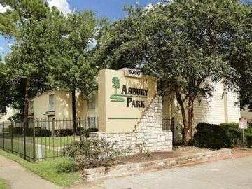 6200 W Tidwell Rd, Unit 2104, Houston, TX 77092 | MLS #21558