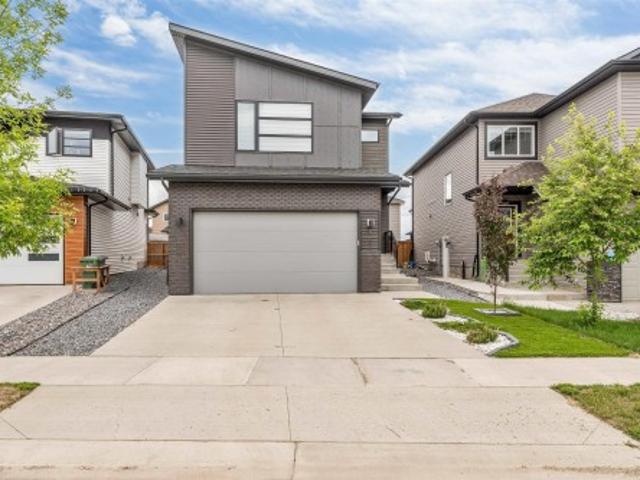 6203 47 Avenue, Beaumont, AB, T4X 0G7 house for sale | Listing ID E4493 | Royal LePage