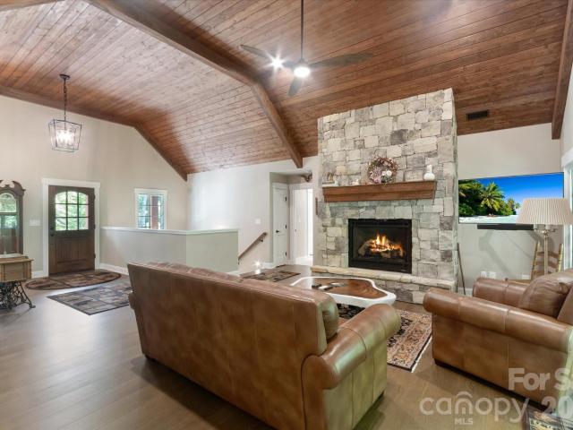 620 Camptown Road