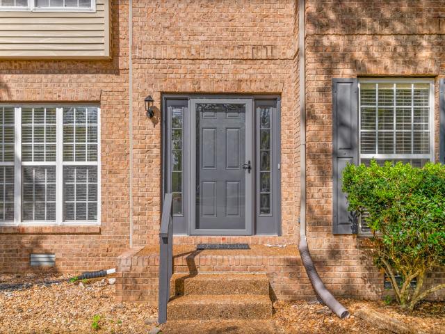 620 Casey Pl
