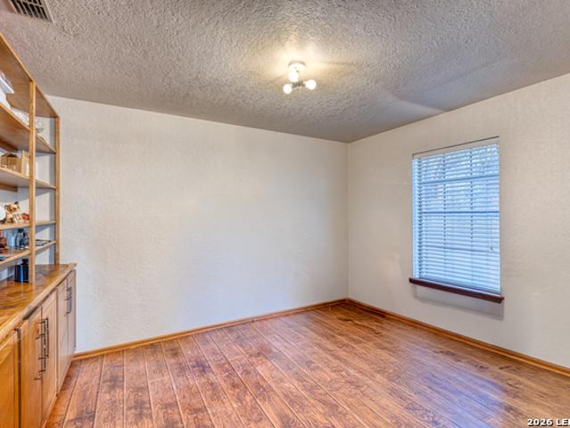 620 Cenizo Blvd