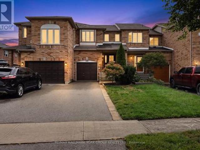 620 Bondi Avenue, Newmarket, ON, L3Y 8S8 house for sale | Listing ID N13743 | Royal LePage