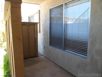 620 E Lexington 13