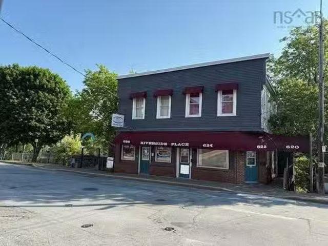 620 King Street, Bridgewater, NS, B4V 1B4 commercial for sal.