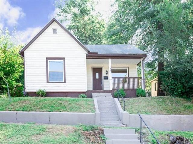620 Hazel St, Hannibal, MO 63401