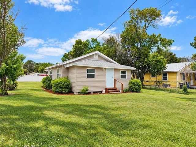 620 Oak St, Auburndale, FL 33823