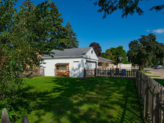 620 Melvin Ave
