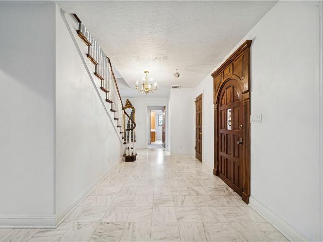 620 North Franklin Avenue