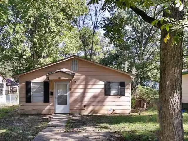 620 S 10TH ST, WEST MEMPHIS, AR 72301