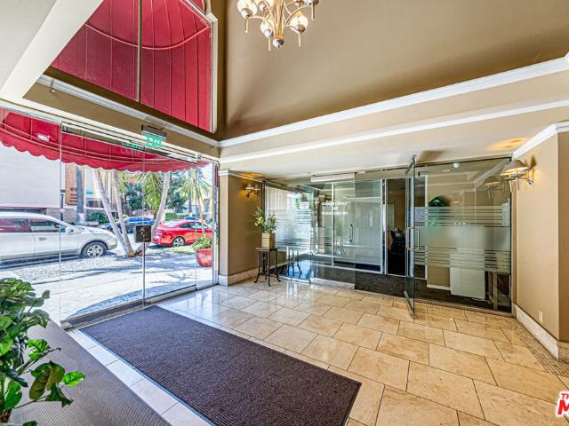 620 S Gramercy Place 229