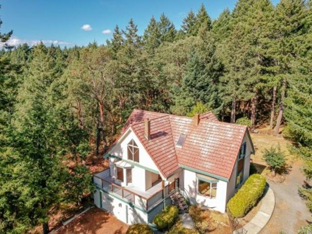 620 Tammy Pl, Highlands, BC, V9B 5T9 house for sale | Listing ID 1048 | Royal LePage